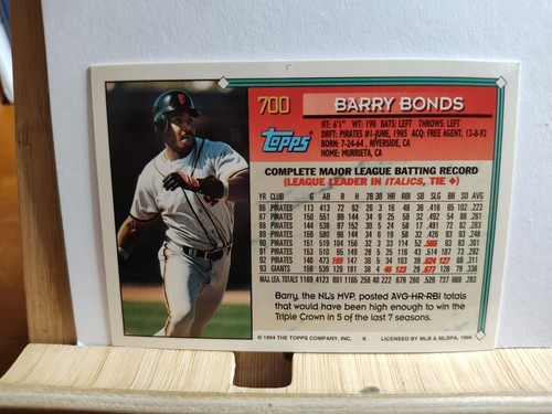 BARRY BONDS🏆Topps 1994 GIANTS #700 MLB Baseball Card 🏆 FREE POST - Picture 2 of 2