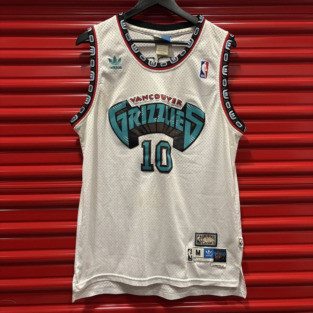 Adidas Mike Bibby Vancouver/Memphis Grizzlies Size Medium White