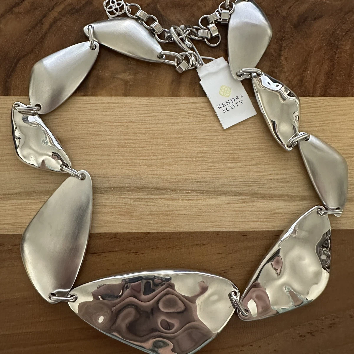 Kendra Scott Bib Statement Necklace | lenceriamccartney.com.ar