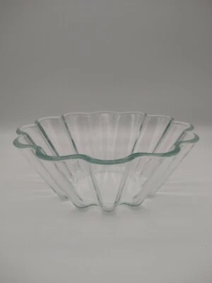 Pyrex 18cm France Fluted Mold Bowl Clear Glass Vintage Kitchen Glass Jelly - Image 1 of 4