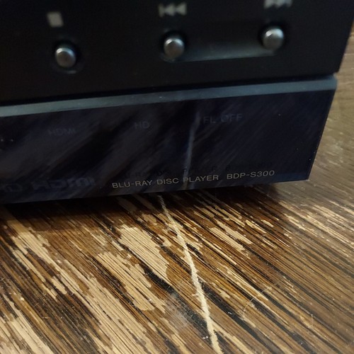 Sony Blu Ray Disc Player Model BDP-S300 with Original OEM Remote - Picture 2 of 9