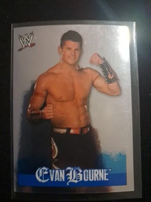 TOPPS WWE RIVALS 2009 EVAN BOURNE STICKER #35 FOIL