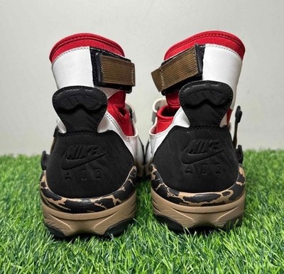 Nike Air Carnivore LE White Red Black 2010 Size 12 Sneakers w/ Box 