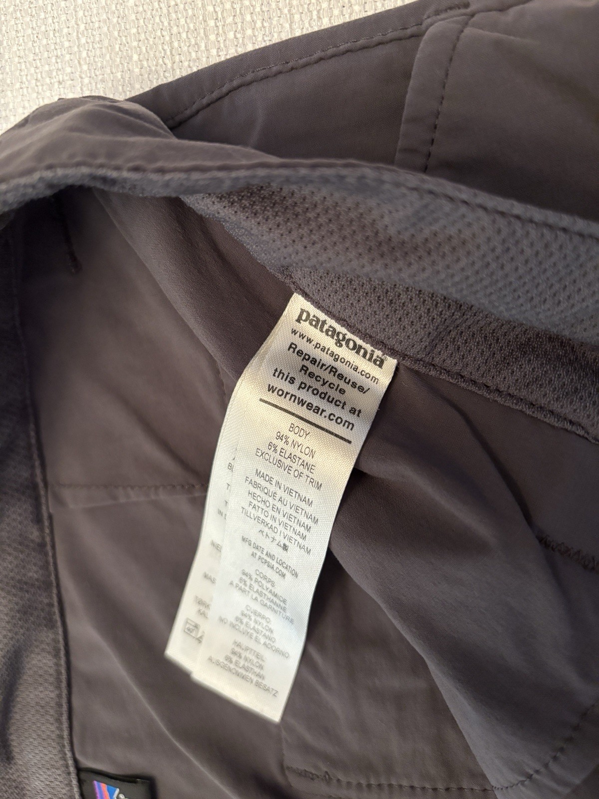 Patagonia Men's Size 31x31 Gray Nylon Utility Outdoor Lightweight Tapered Pants thumbnail 13