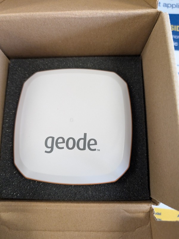 Juniper Geode #25996 GPS/Glonass Submeter Receiver. Demo Unit.