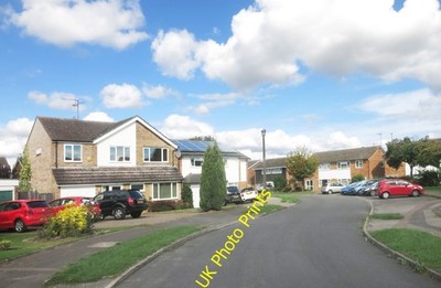 Foto 6x4 Hawkwell Drive, Tring c2016