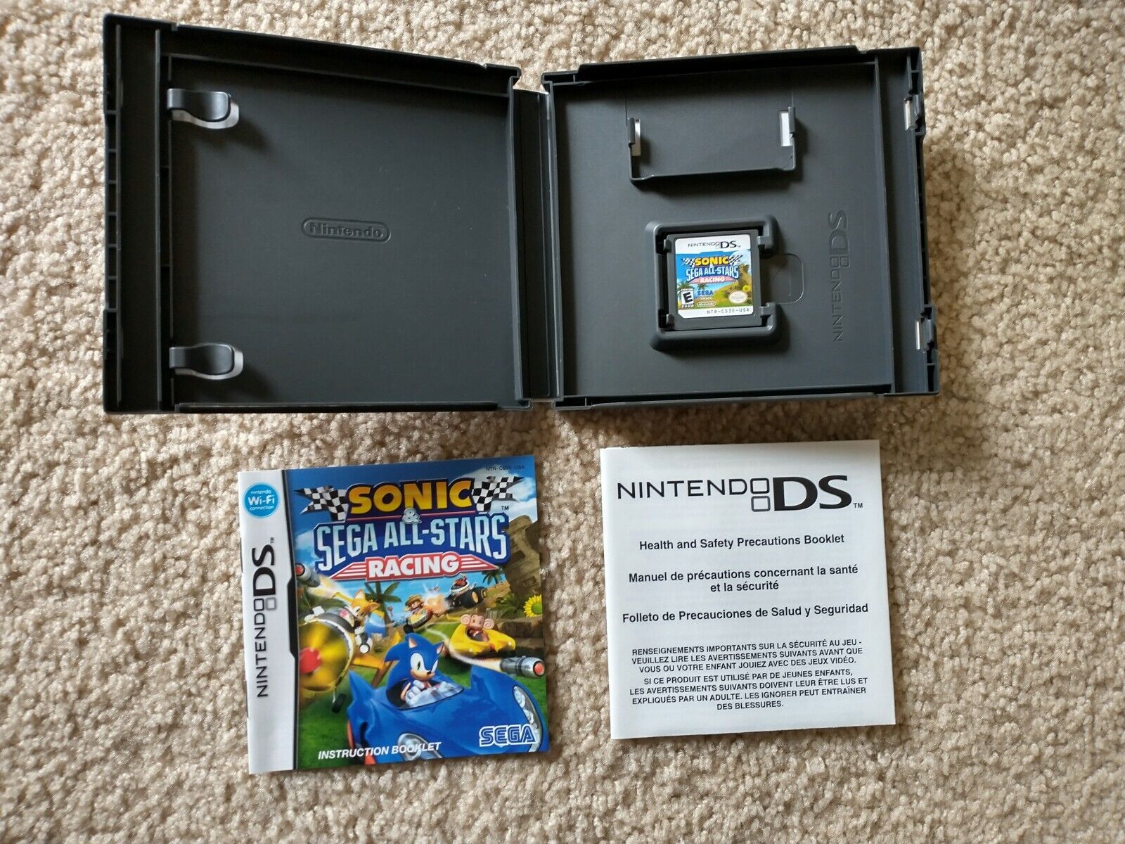 Still have the Sonic Classic Collection box for DS and manual mint  condition got this is like 2012 from my mom on Christmas its one of the  coolest collections out there 10/10 would recommend the DS is the perfect  console for Sonic games! : r