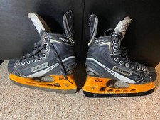 BAUER X7.0 LE SIZE 4 HOCKEY SKATES