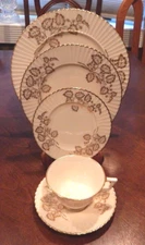 LENOX "LYRIC" W-300 PATTERN 5 PIECE PLACE SETTING (S) MADE IN USA