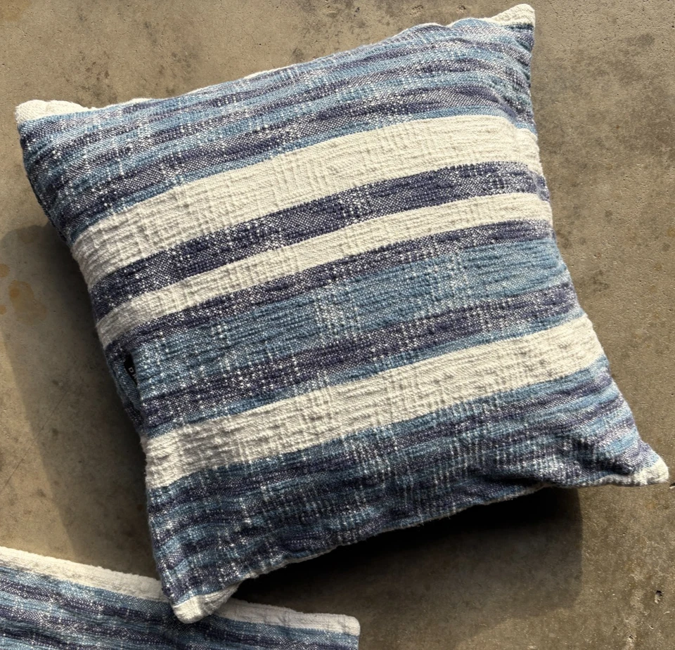 DKNY Funda Almohada Rayas Azul y Crema Algodón Texturizado 21 x 21" JUEGO 2 INDIA Foto 3 de 4