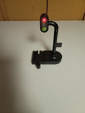Wooden railway Train Stop  Go Traffic Light with Track Accessory VG Condition