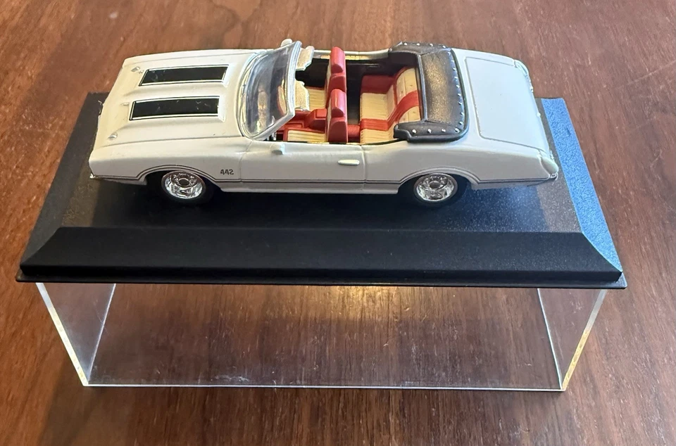 Oldsmobile 442 W-30 1970 blanco convertible 1:43 coche diecast nuevo Ray City Cruiser Foto 4 de 4