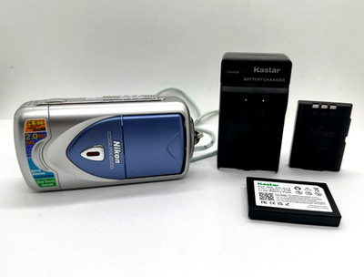 NIKON COOLPIX E2500 2.0MP DIGITAL CAMERA WITH NEW BATT & CHARGER TESTED WORKS