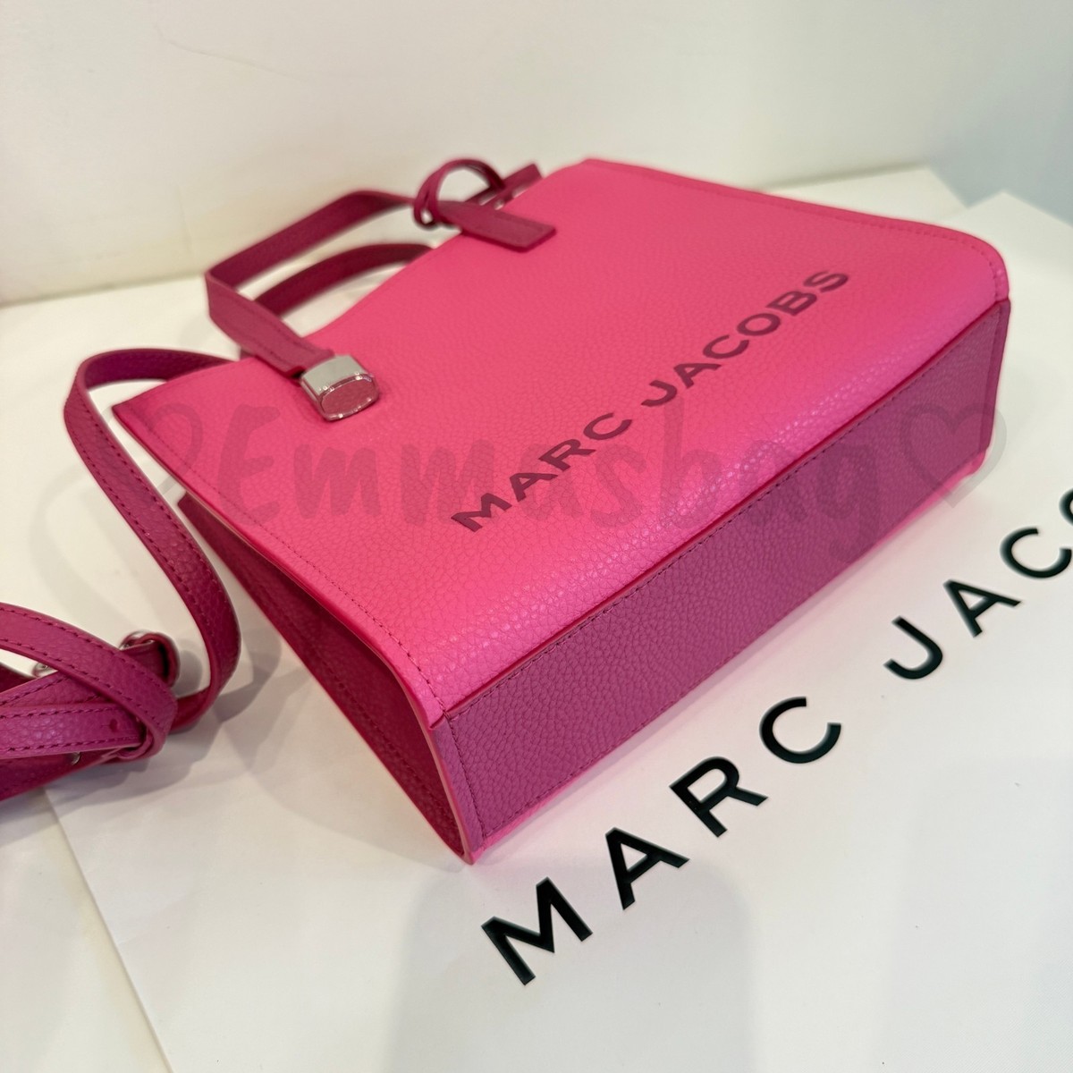 ♡MARK JACOBS ピンクグリッターケース ＆巾着袋付き♡ Marc Jacobs Mini Grind Tote 4P4HTT003H01 Magenta Multi $375 | eBay