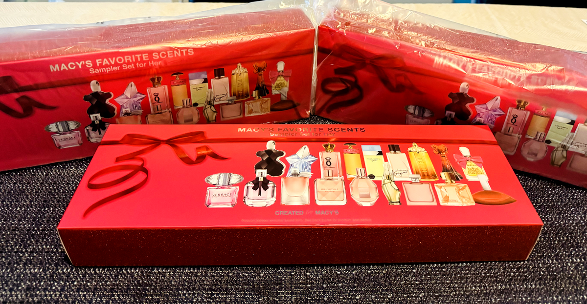 Holiday Macy's 18-Pc. Favorite Scents Sampler Discovery Set For