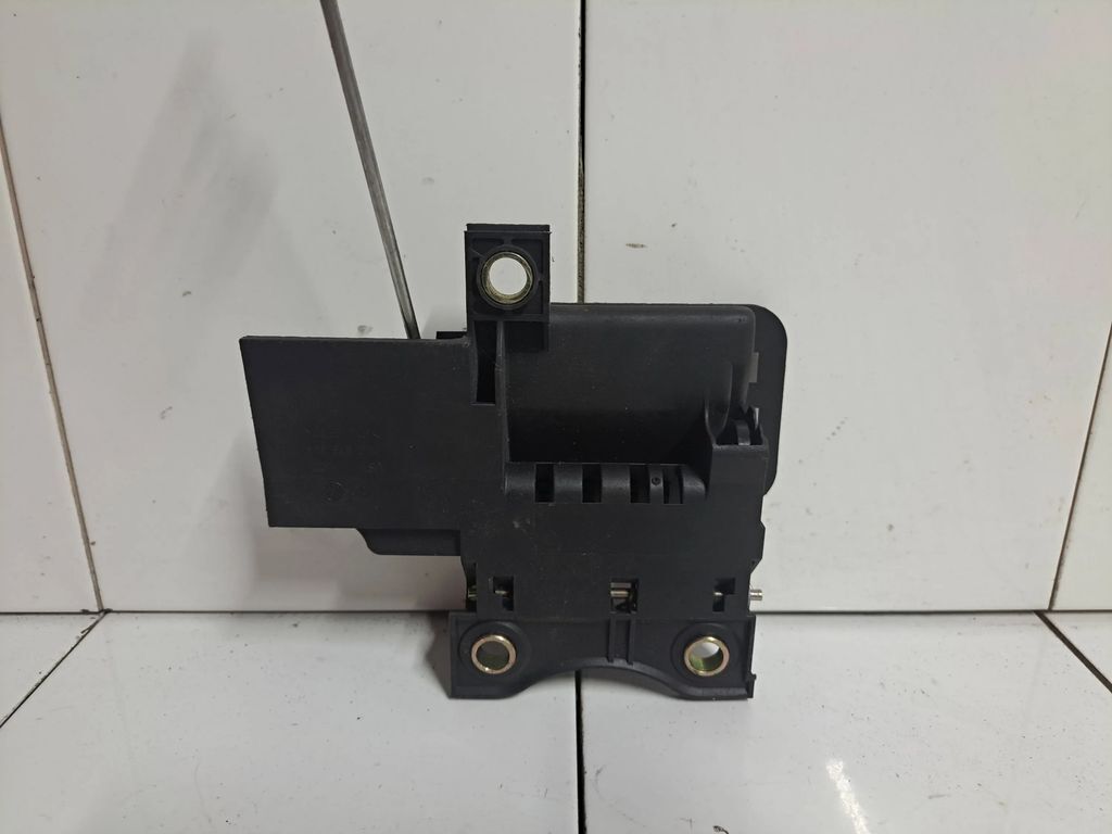 Volkswagen Caddy 2005 Loading Door Interior Handle 2K0829309 