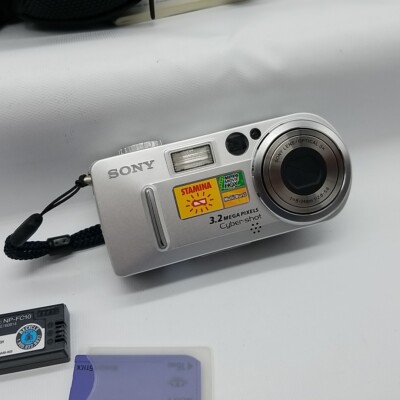 ソニー sony DSC-P7 オールドコンデジ 美品 ソニー sony DSC-P7 オールドコンデジ 美品 Sony Cyber-Shot Dsc