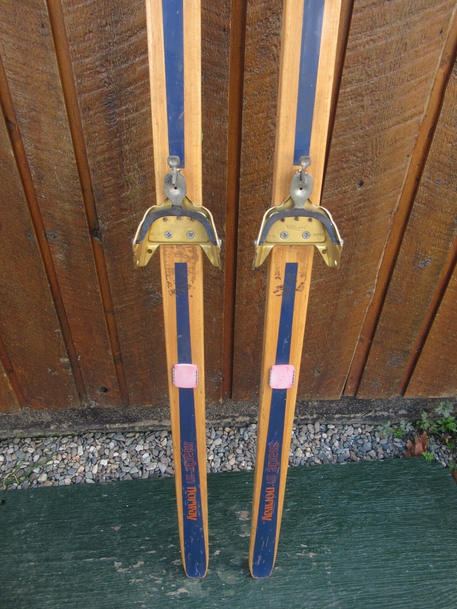OLD VINTAGE Wooden 70