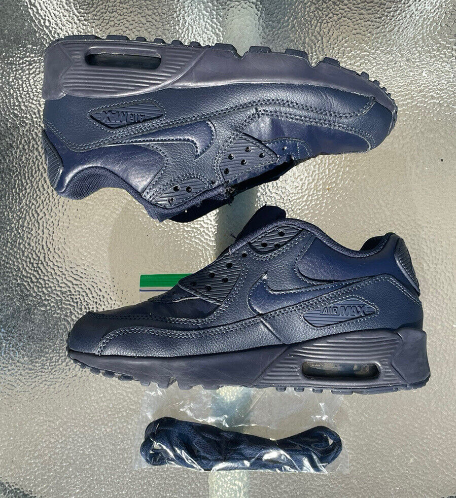 essay Zegevieren Doodt Nike Air Max 90 Leather GS Obsidian Size 4Y 5.5W Blue Solid All Dark 833412  401 | eBay
