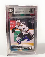 Alex Vlasic signed Blackhawks 22-23 UD Young Guns Card Beckett 248 00019287441