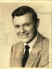 1958 Press Photo CBS "Wingo" Game Show Host Bob Kennedy - sap57272