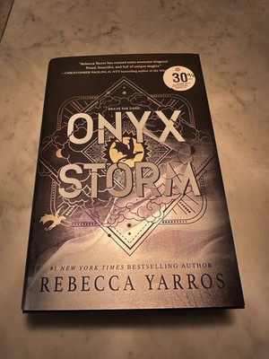 ONYX STORM Hardcover Book Rebecca Yarros_Target Exclusive_Deluxe Limited Edition