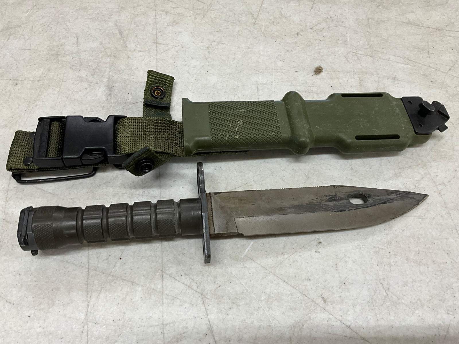 US M9 LANCAY US ARMY USGI SURPLUS