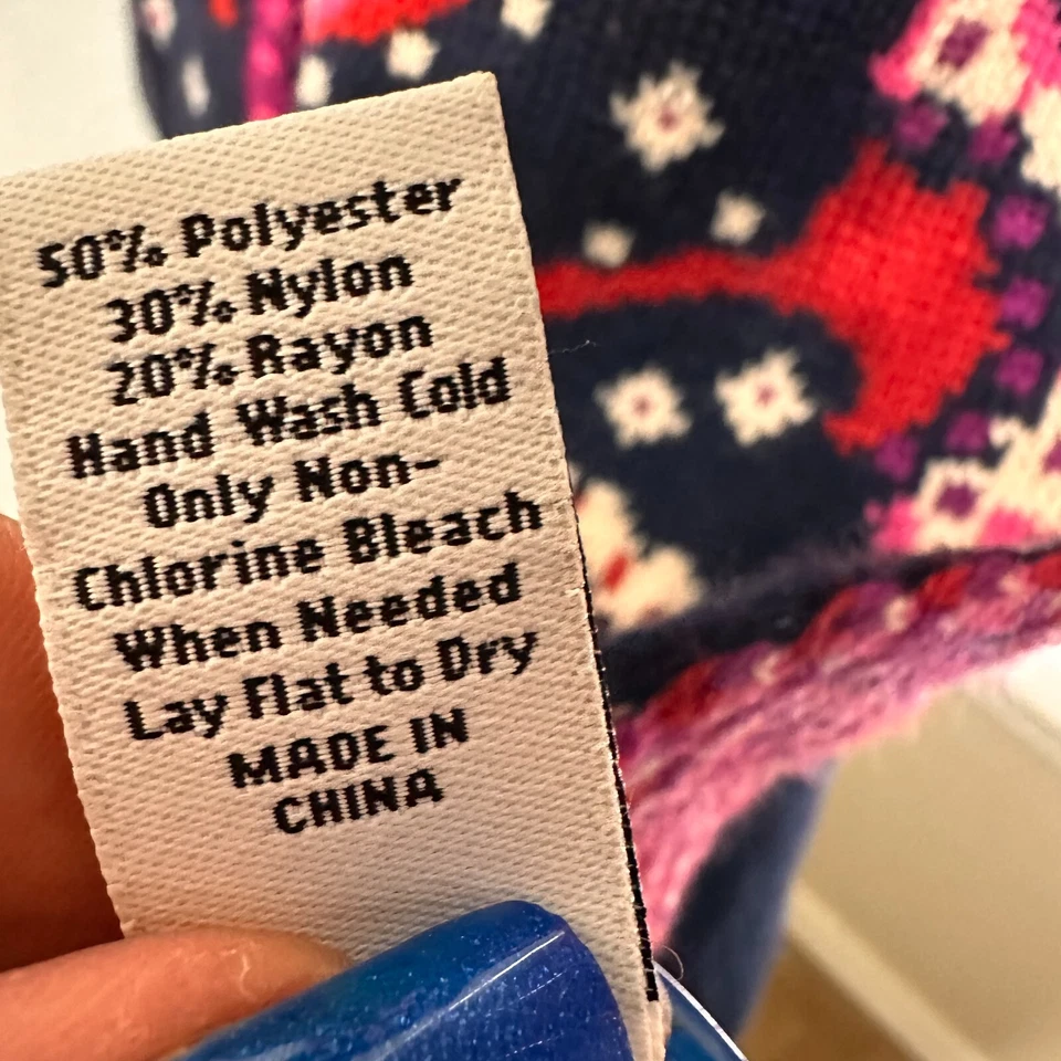 Vera Bradley 12 x 73 Multi Colored navy blue Paisley Design  Scarf/Wrap/Shawl - Image 4 of 4