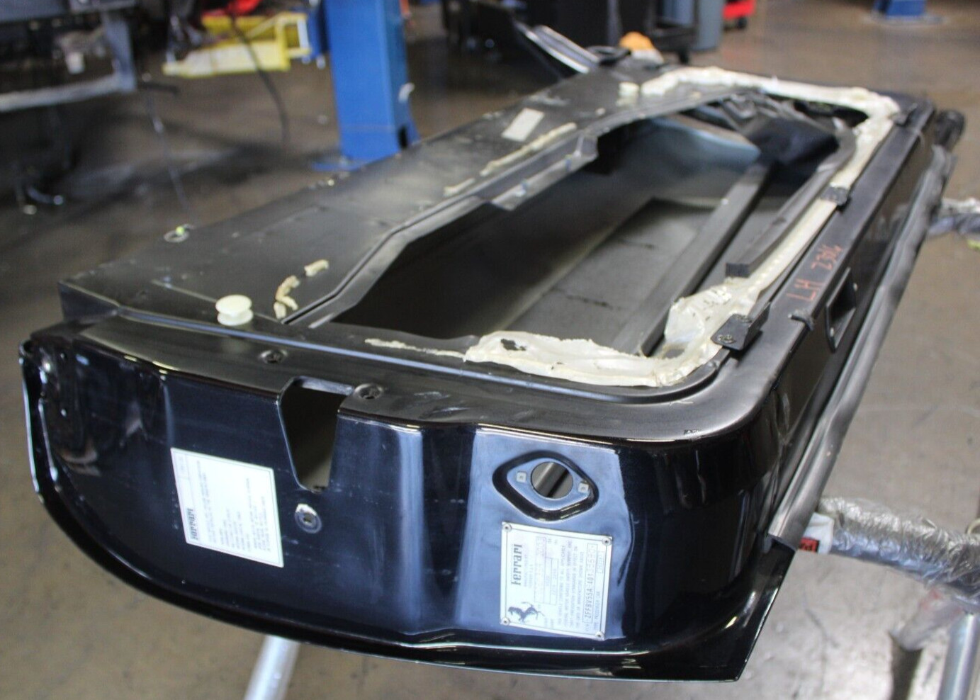 Ferrari 575, LH, Left, Door Shell, Scratches/Scuffs, Used, P/N 66086900