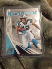 2019 Panini Phoenix Football Catching Fire #26 D.J. Moore