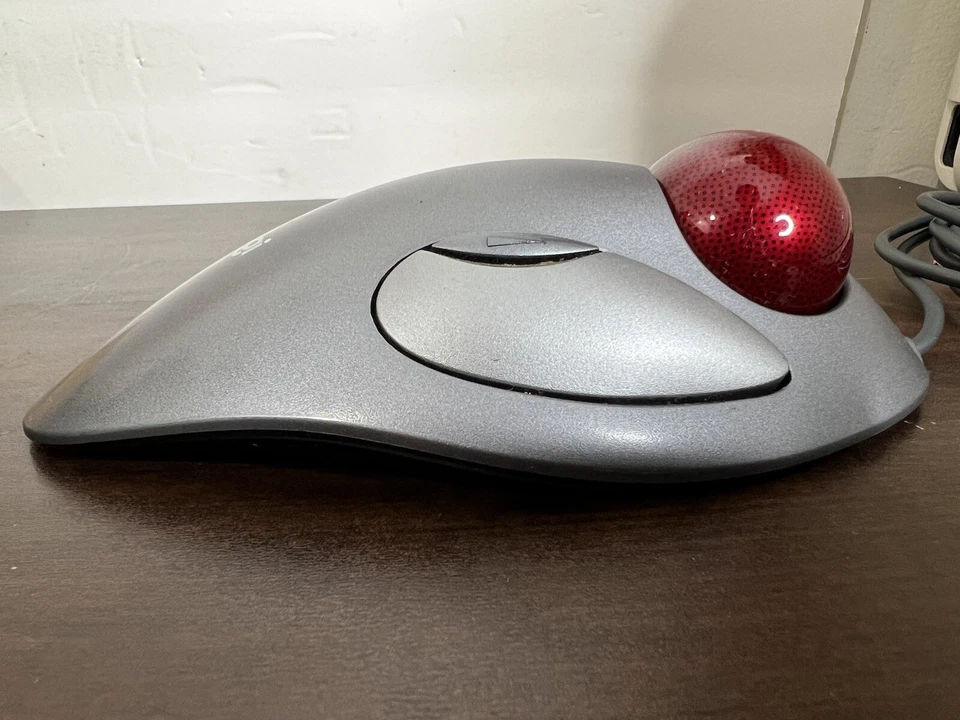 Logitech Trackman Trackball PC Mouse Gray with RED Ball Wired T-BC21 810-000767 - Image 4 of 4