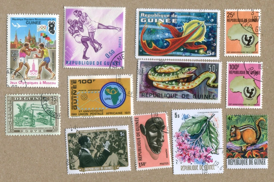 REPUBLIC OF GUINEA, Replublic de Guinee Mix Lot of 25 Vintage POSTAGE STAMPS #12 - Image 3 of 4