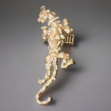 Panther Expandable Band Ring / Scarf Ornament Unique Vintage