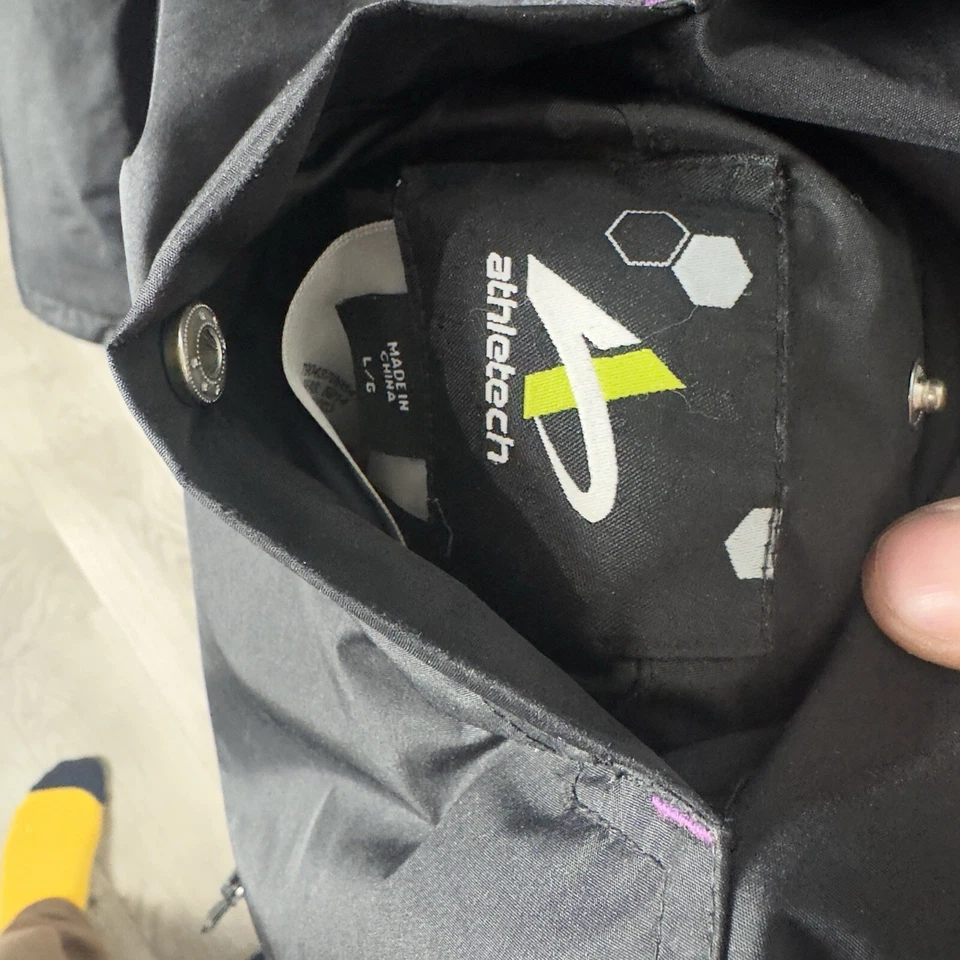 Jacket Size Large Women's Athletech Reversible Black / Grey - Image 4 of 4