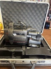 Videocamera vintage Panasonic OmniMovie VHS HQ con custodia rigida - non testata 