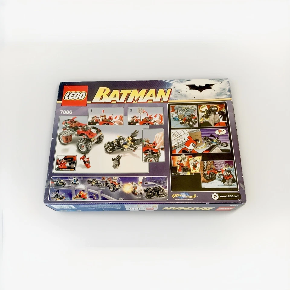 LEGO Batman: The Batcycle: Harley Quinn's Hammer Truck (7886) Nuevo, Caja Sellada. Foto 4 de 4
