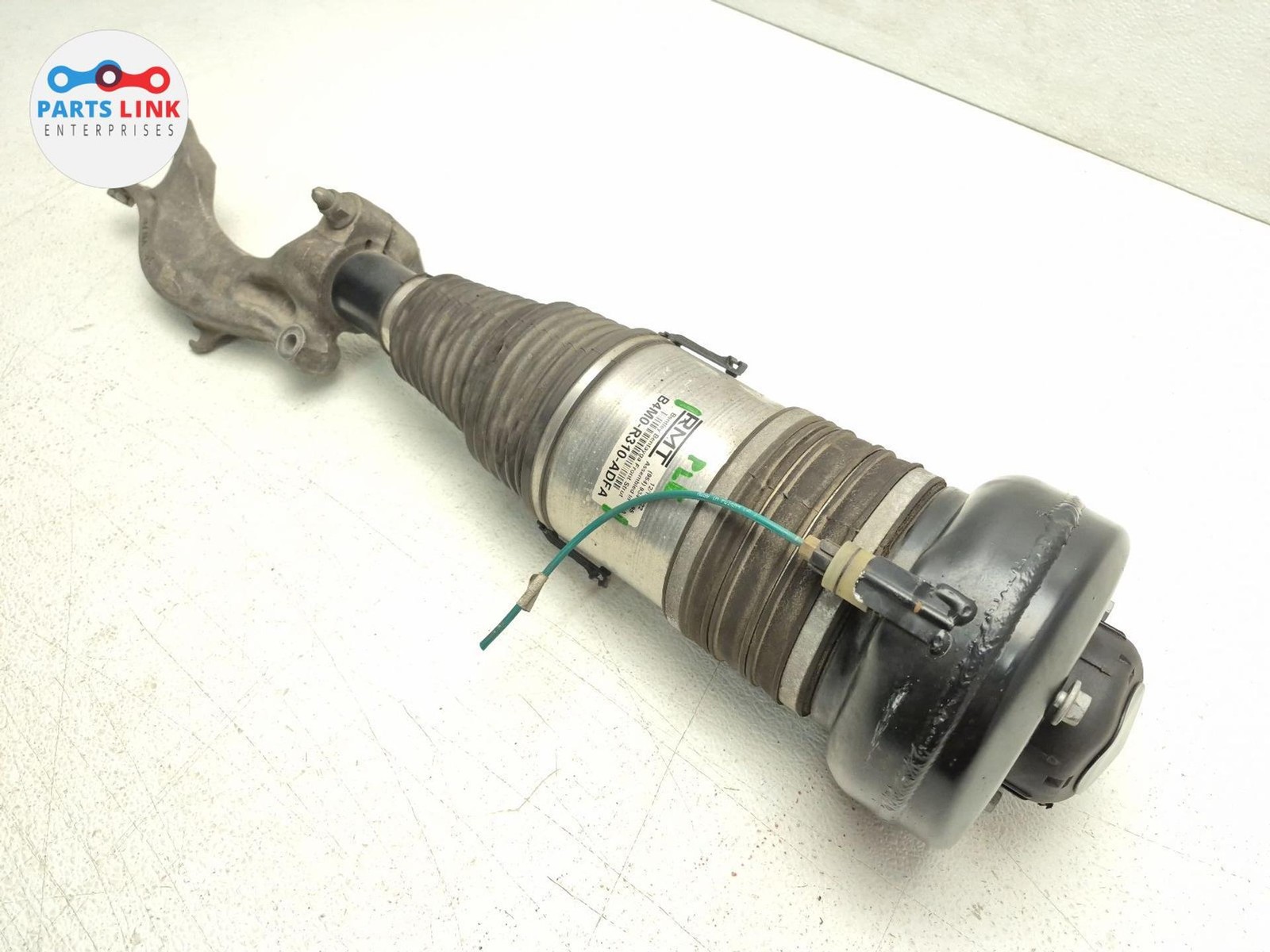 Bentley Bentayga 2016-2020 FRONT+RIGHT Air suspension strut