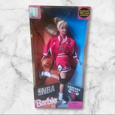 1998 NBA Barbie Chicago Bulls Special Edition Doll 20692 Mattel New in Box