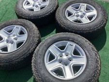 17 Jeep Gladiator Oem Wheels Rims Tires 9235 Wrangler 2020 2021 2022 2023