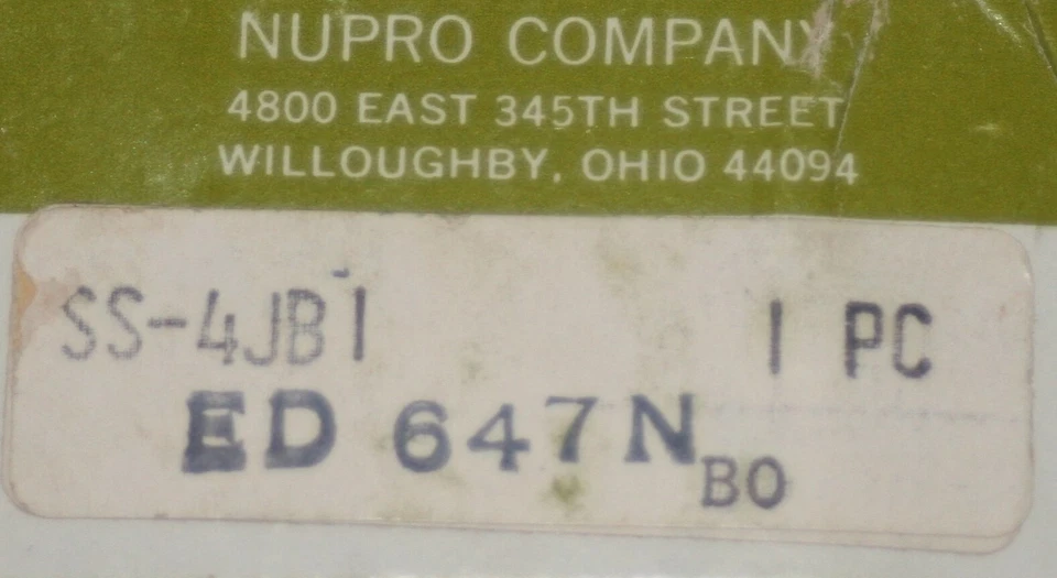 Válvula de aguja dosificadora Nupro Swagelok SS-4JB1 tubo 1/4 MNPT x 1/4 316ss  Foto 3 de 3