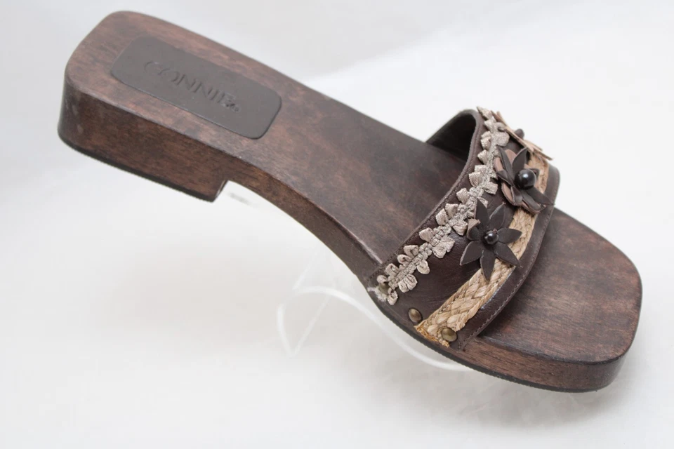 Sandalias zueco de madera Connie para mujer 7M cuero marrón flor cuentas sin cordones Foto 2 de 4