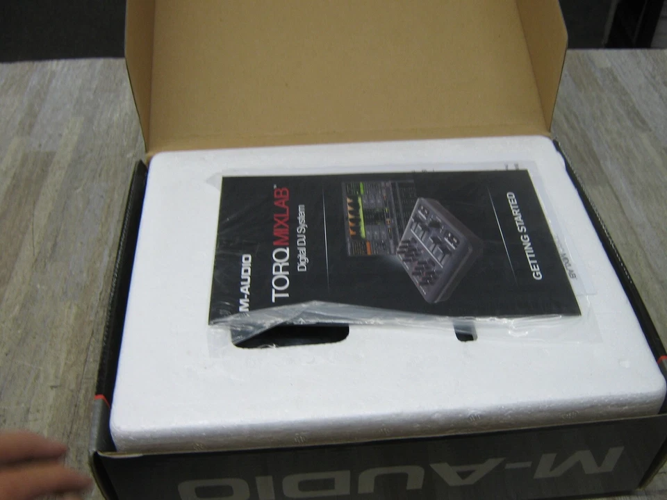 M-AUDIO TORQ MIXLAB MIX LAB DIGITAL DJ SYSTEM MP3s USB BRAND NEW FREE SHIPPING - Image 3 of 4