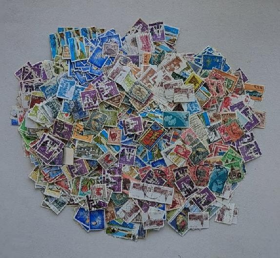 South Africa 139g (5.0 oz) bulk lot. 1950+ stamps, duplication.