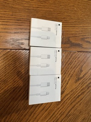 Apple USB-C to Lightning Cable 1m Lot of 3