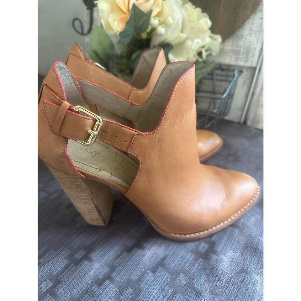 Botines Elizabeth and James color tostado talla 7B Foto 2 de 4