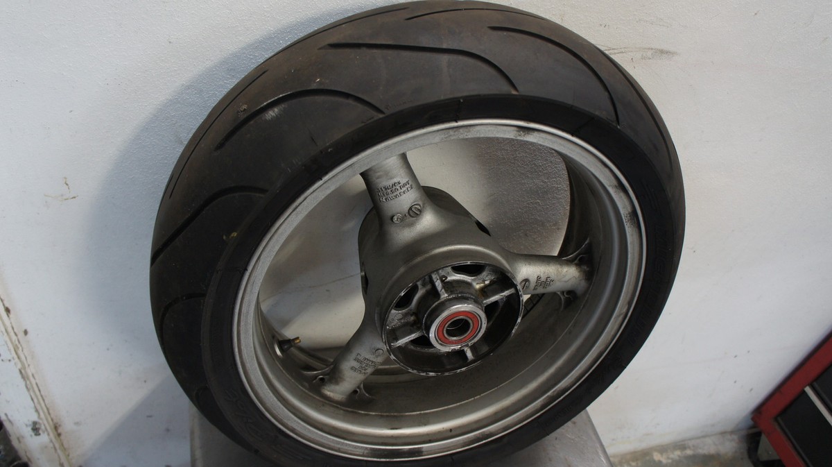 ZX600 J ZZX6 ZX6 NINJA KAWASAKI 06 2006 OEM REAR WHEEL | eBay ZX600 J ZZX6 ZX6 NINJA KAWASAKI 06 2006 OEM REAR WHEEL | eBay