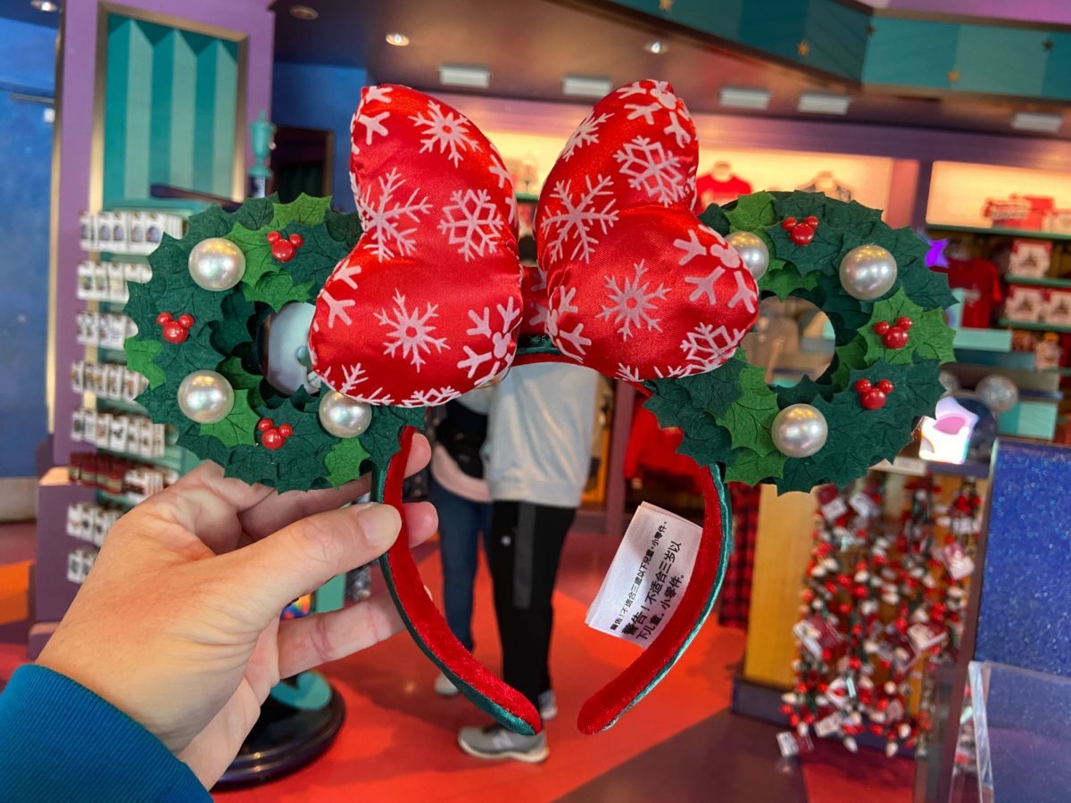 Disney Parks  Minnie Mouse Holiday Wreath Headband il_fullxfull.6385556046_7edu.jpg main image 4