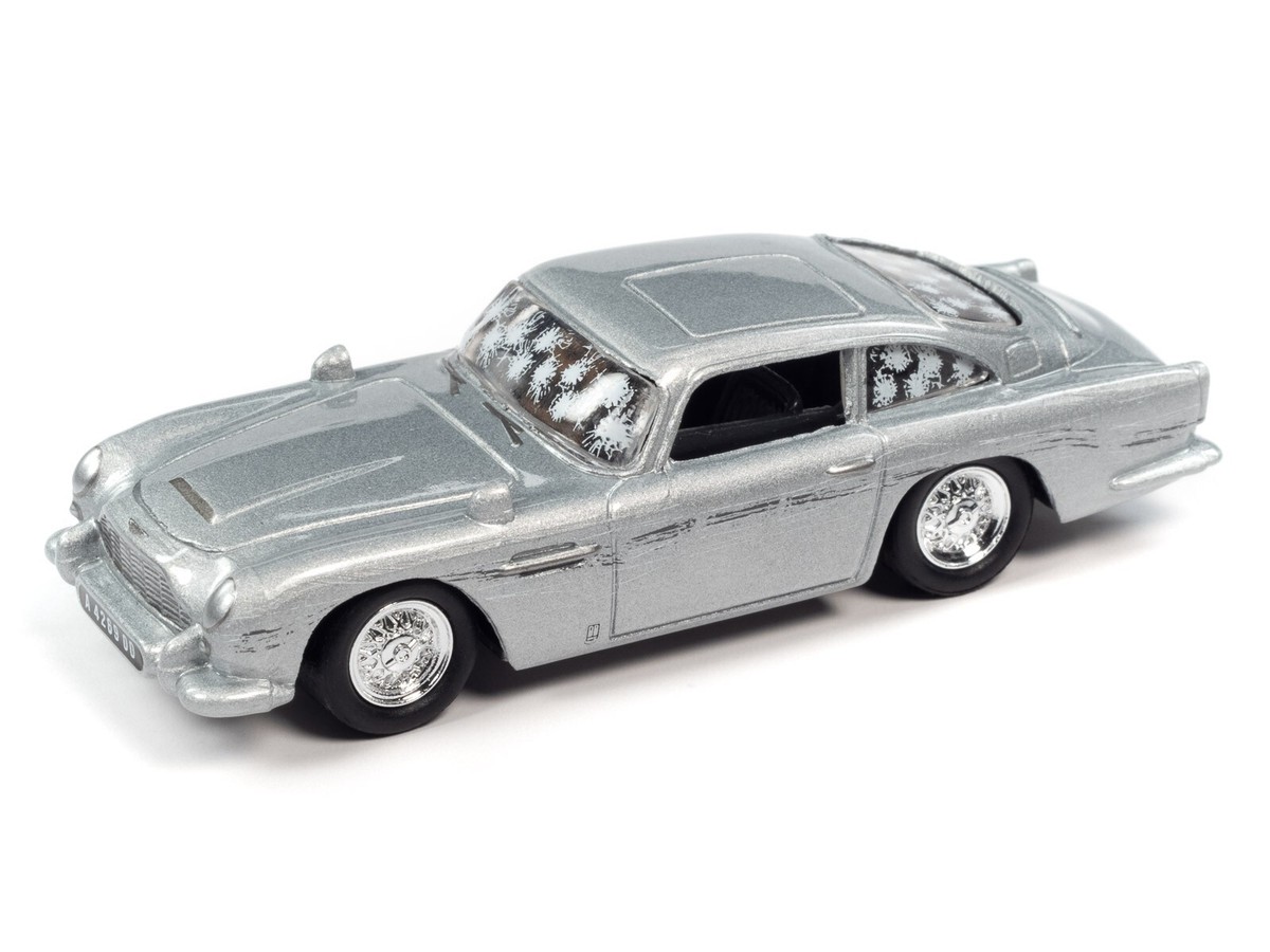 ASTON MARTIN DB5 007 1/18＋1:64 s-l1200.jpg