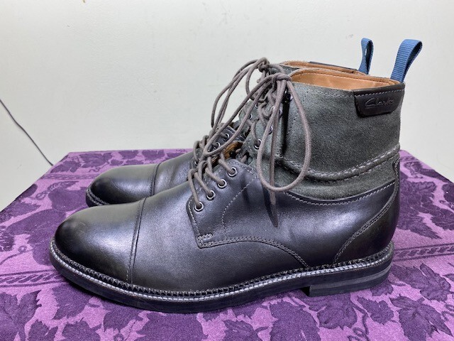 Clarks Mens Size 9M Bushwick Peak Grey Leather Suede Lace up Boots Clarks Desert Boot 26169941 Mens Gray Suede Lace Up Chukkas  main image 4