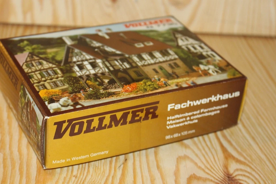 (BE0463) Vollmer N 47730 Fachwerkhaus mit Inneneinrichtung ungebaut Bausatz - Bild 4 von 4